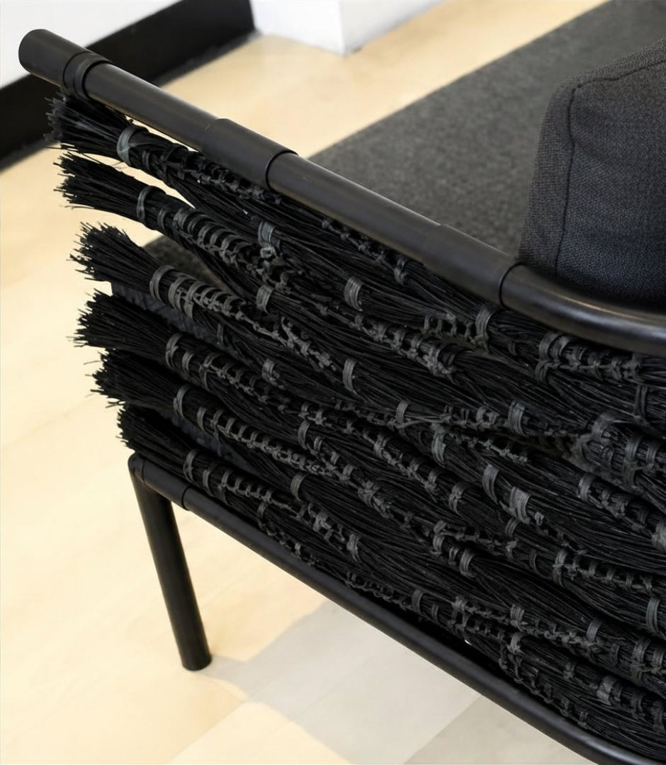 WAVE ARMCHAIR