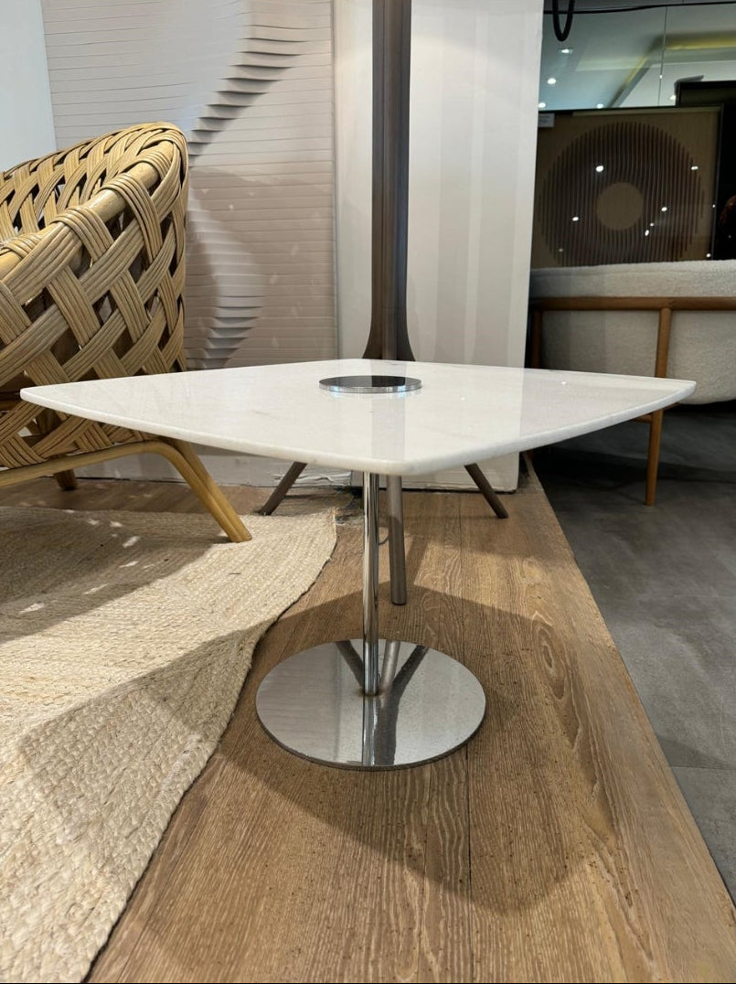 MARMOL SIDE TABLE