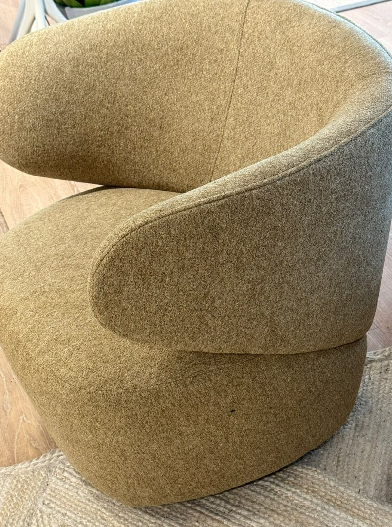 BLOOM SWIVEL ARMCHAIR
