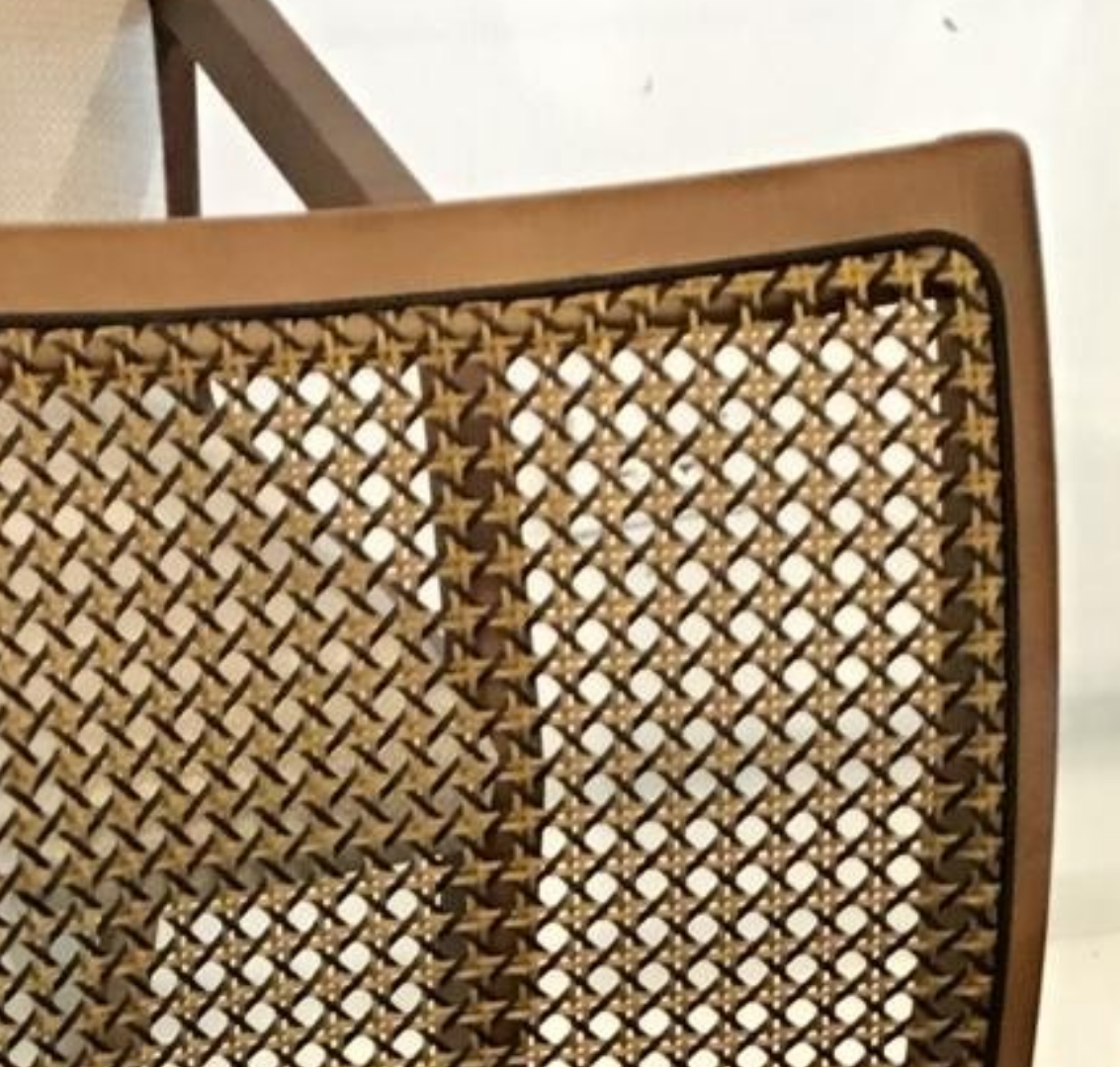 VICTORIA CHAIR