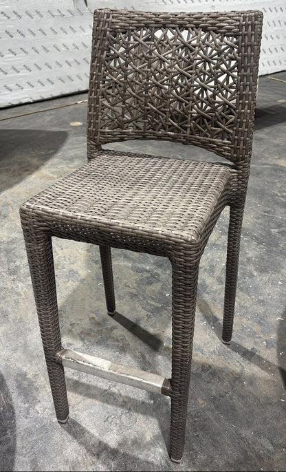 DYNASTY BARSTOOL