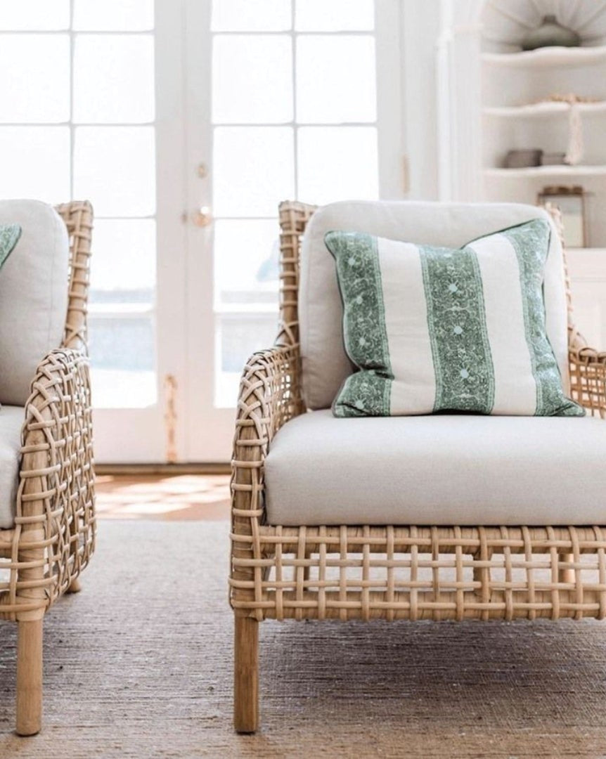 ARIES ARMCHAIR