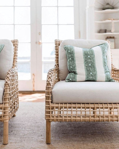 ARIES ARMCHAIR