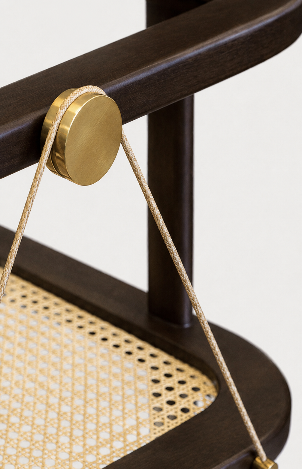 SCREEN SIDE TABLE
