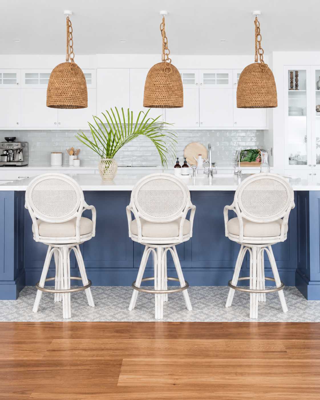 SELA STOOL