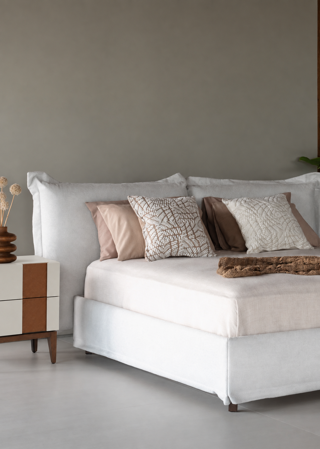 MEZZO NIGHTSTAND