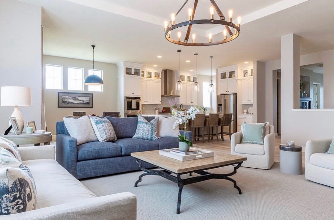 MARLOW CHANDELIER