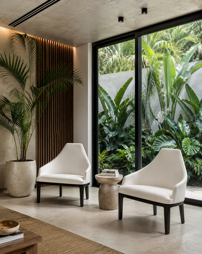 GLOVE ARMCHAIR