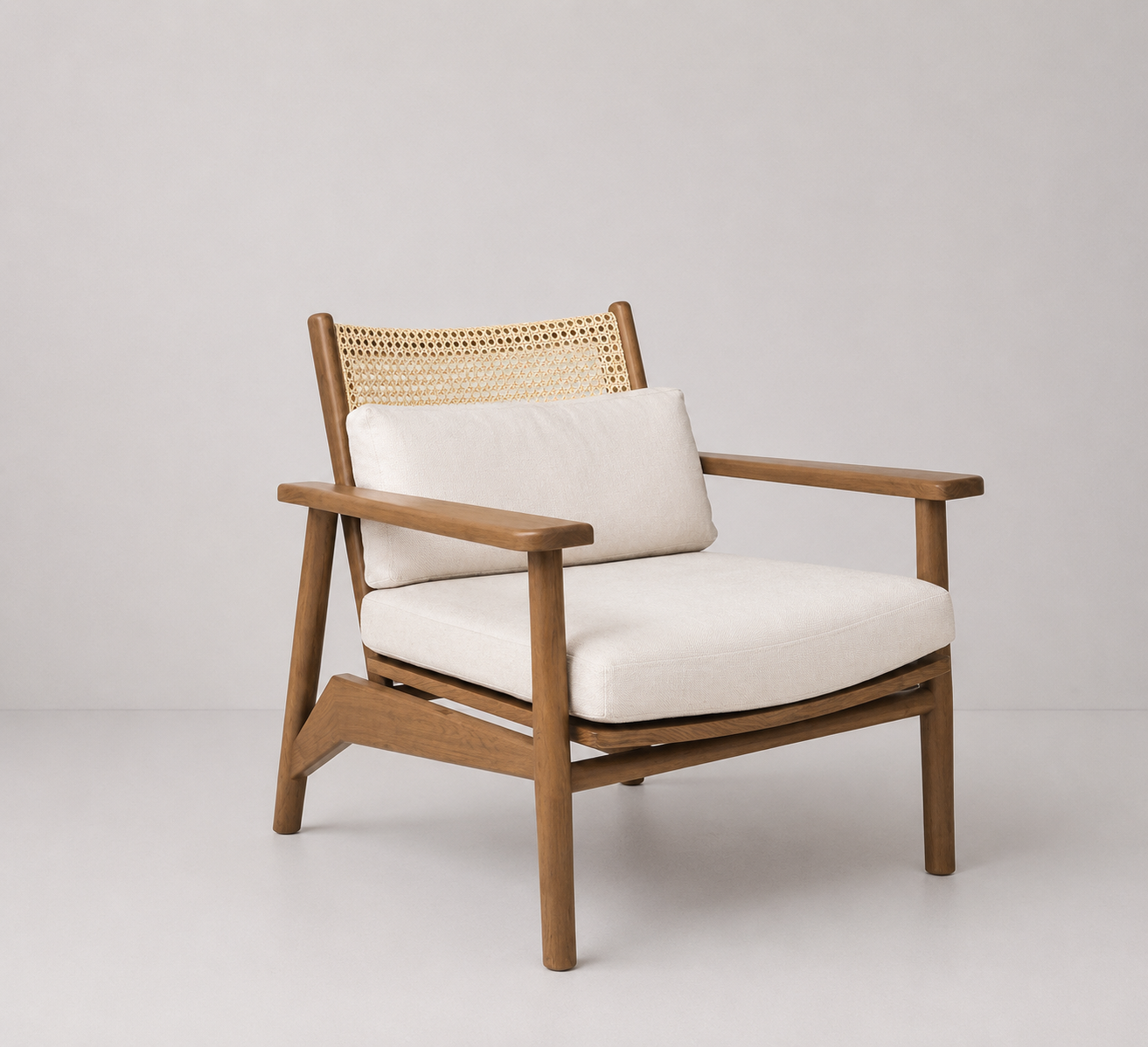 HIKARI ARMCHAIR