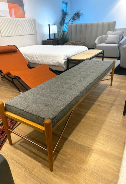 NUANCE BENCH