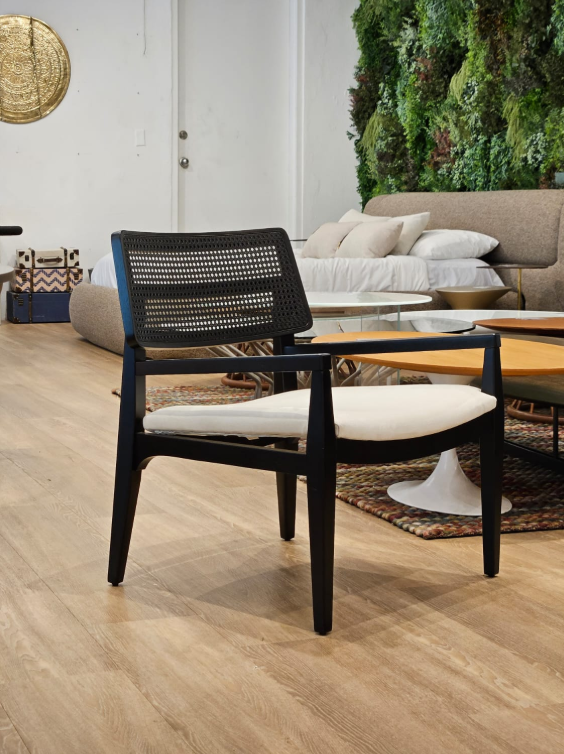 POUSADA ARMCHAIR