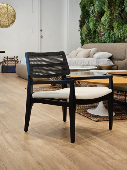 POUSADA ARMCHAIR