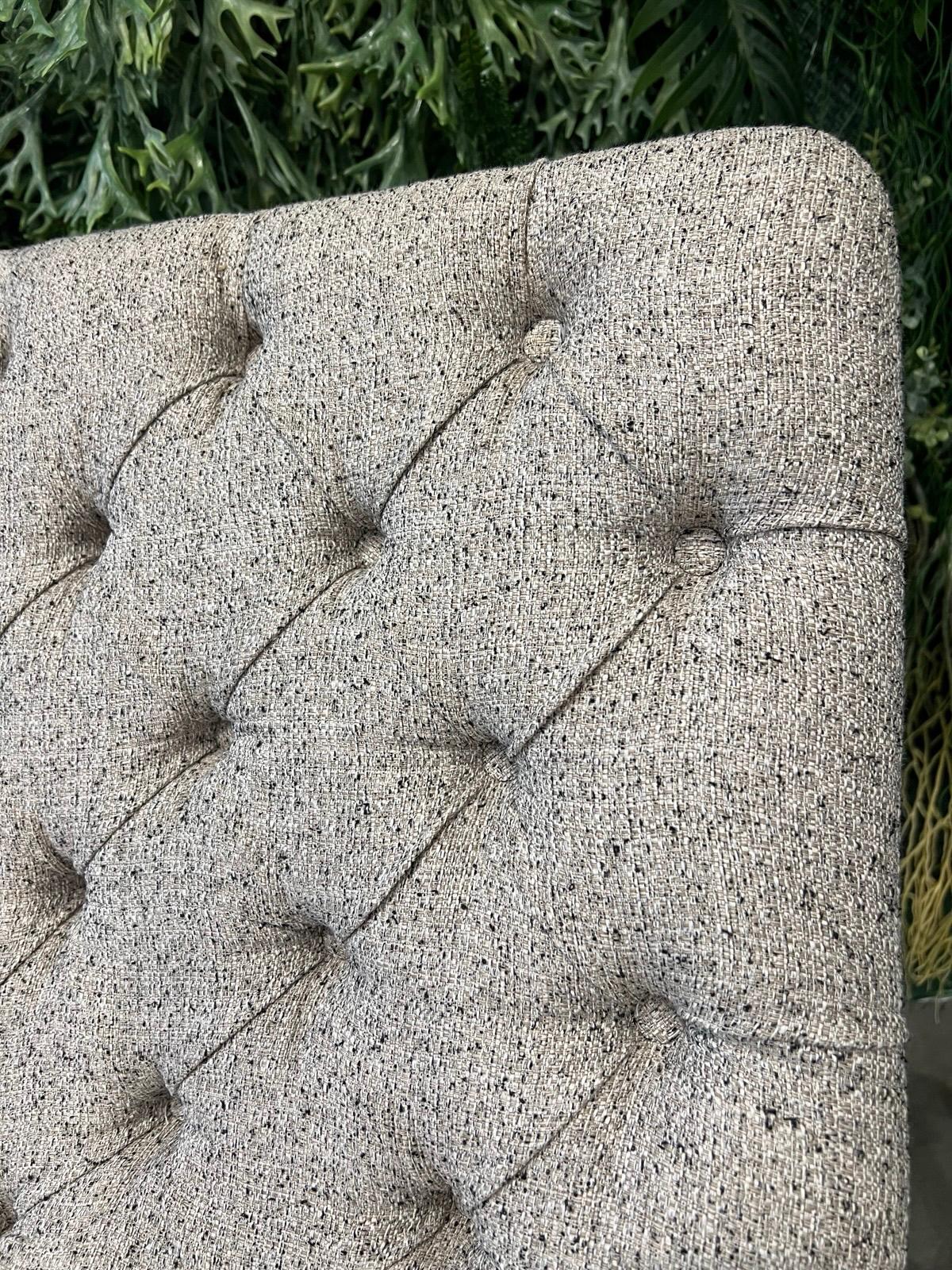 TECNO ARMCHAIR